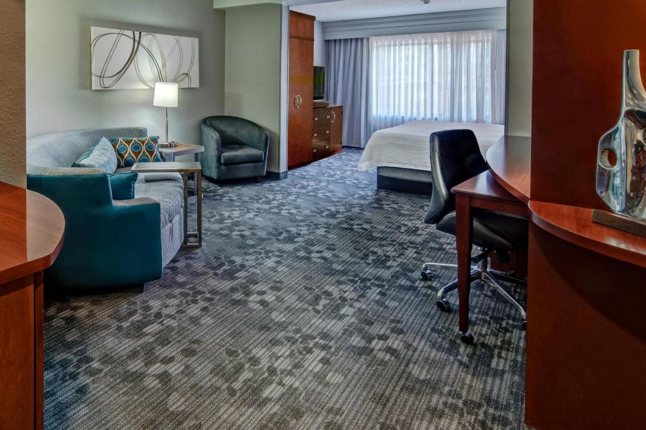 Hotel Courtyard By Marriott Troy Exteriér fotografie