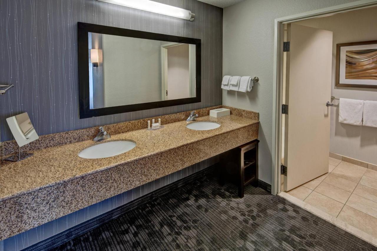 Hotel Courtyard By Marriott Troy Exteriér fotografie