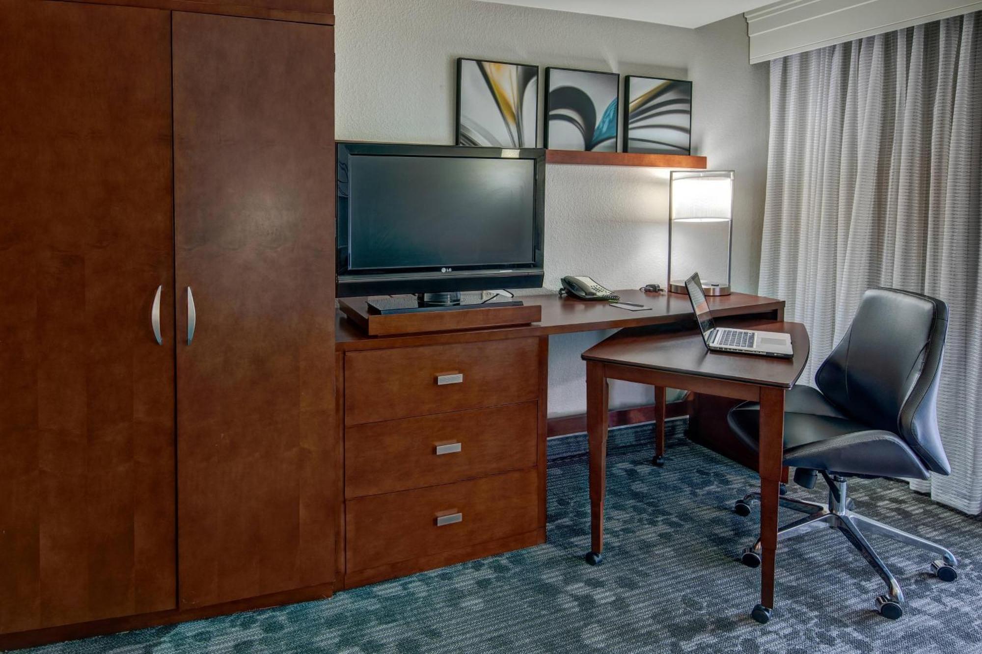 Hotel Courtyard By Marriott Troy Exteriér fotografie