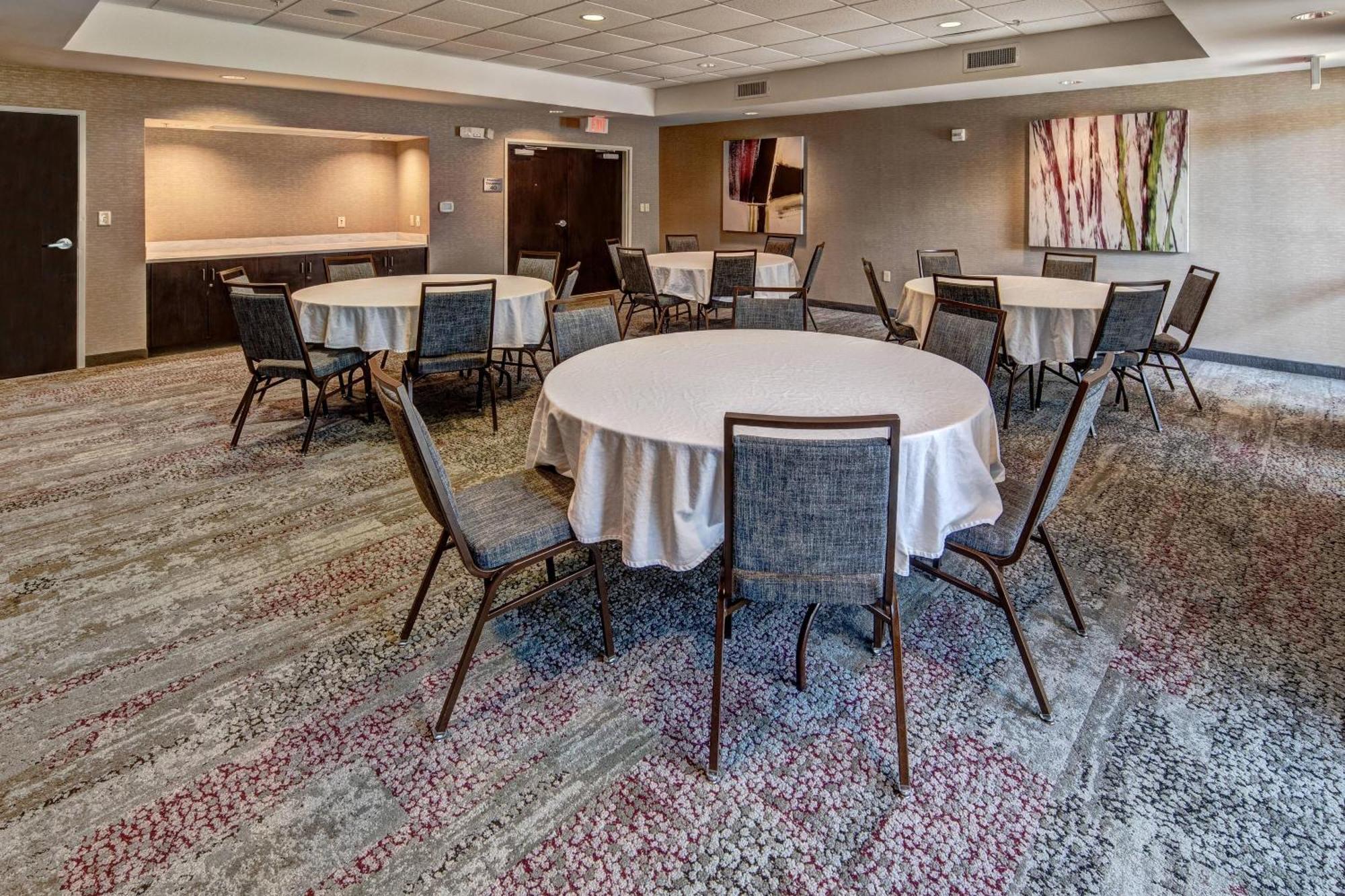 Hotel Courtyard By Marriott Troy Exteriér fotografie
