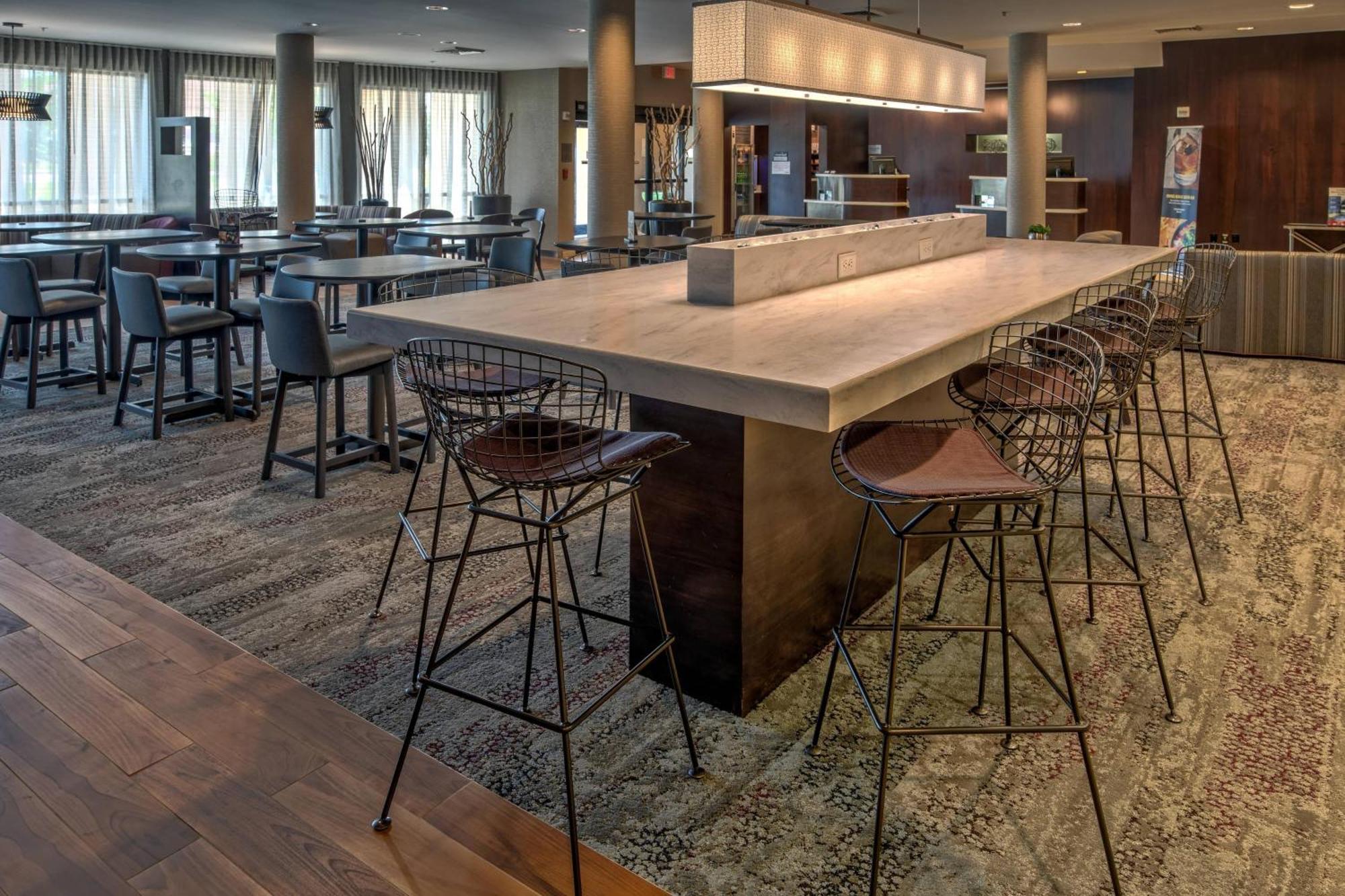 Hotel Courtyard By Marriott Troy Exteriér fotografie